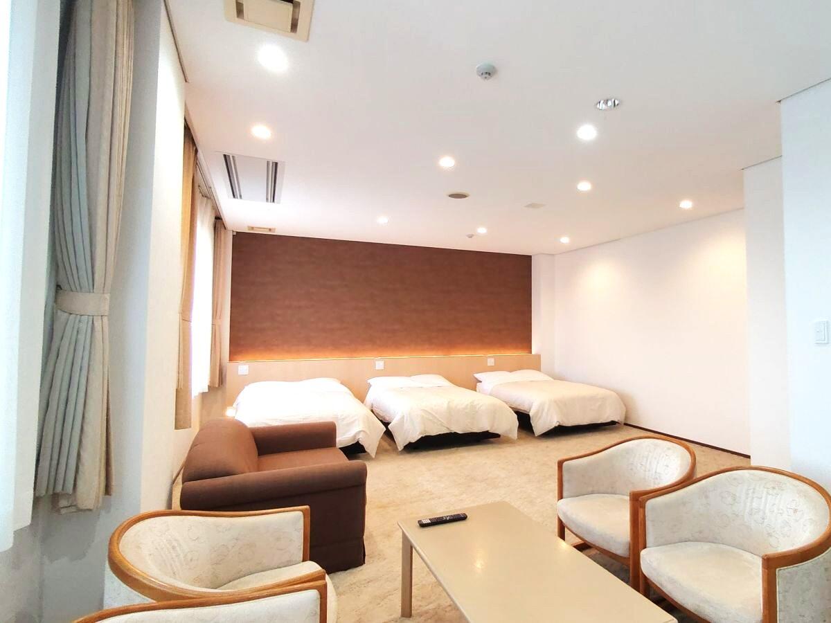 ジュニアスイート